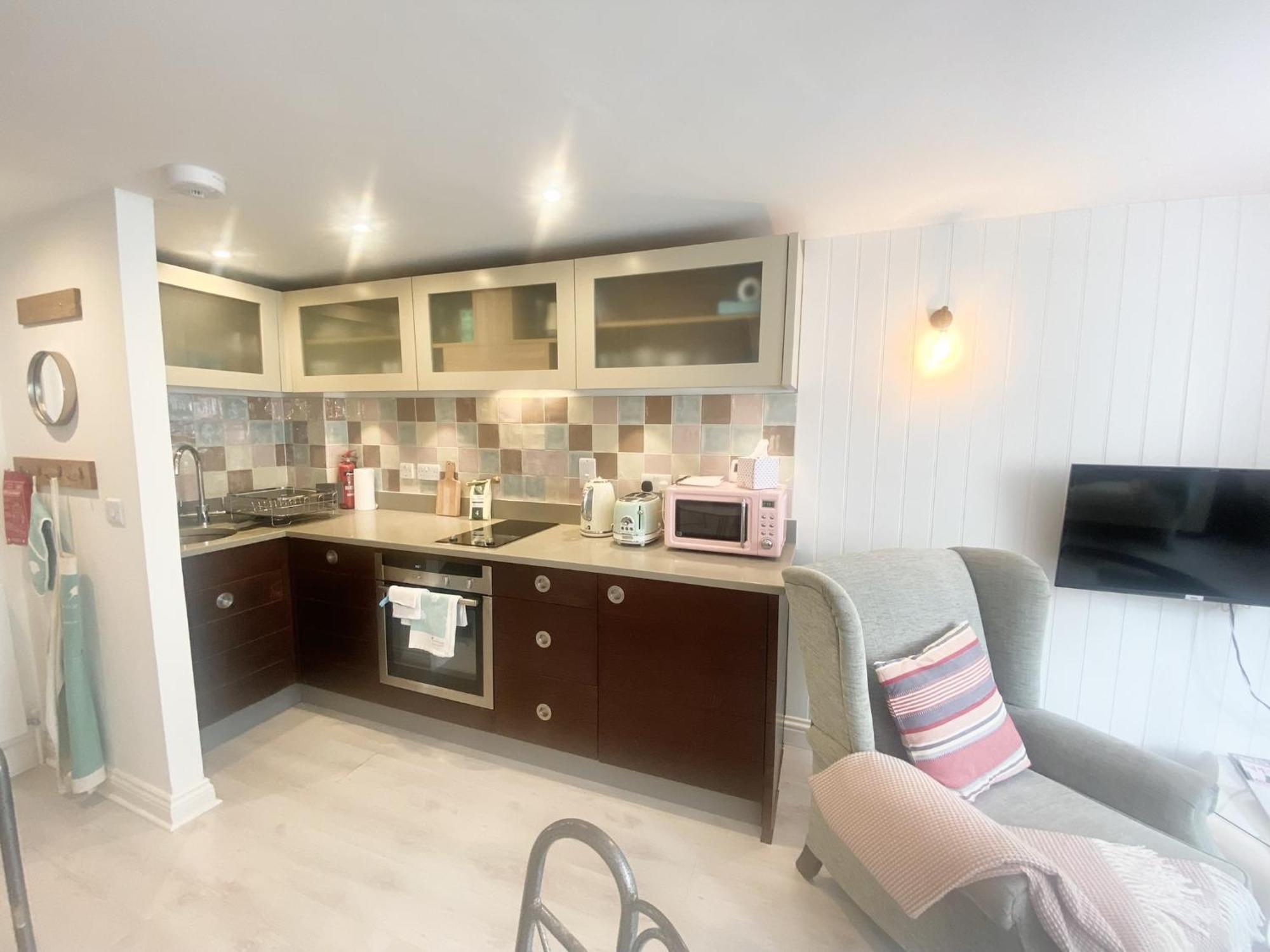 Stylish Cottage With Quay And River View Lymington Luaran gambar